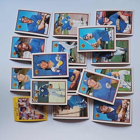Seattle Mariners Baseball Card Bundle - Picture 1 of 1